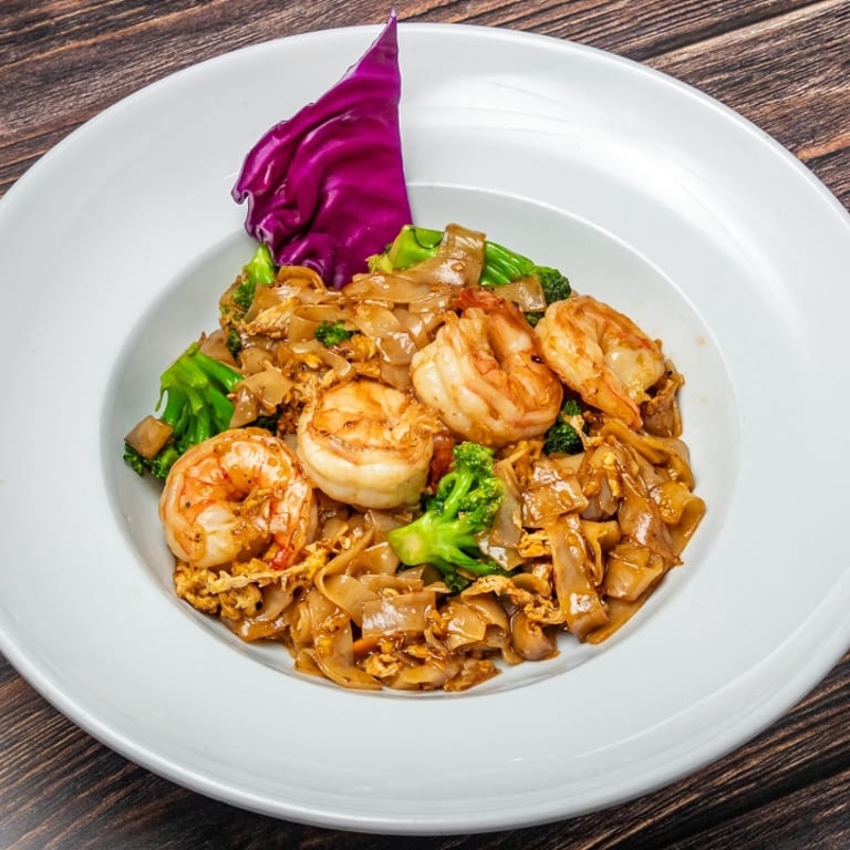 Delicious Fries: A Tasty Side for Asian Cuisine