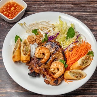 Colonial Viet Bun